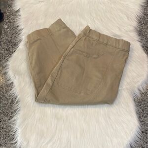 4/$20 beige Bermuda shorts